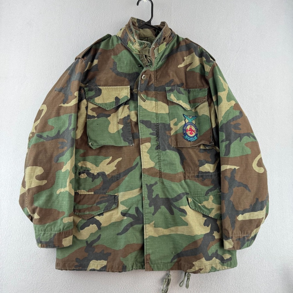 Vintage Military Jacket Mens Medium Alpha Industries M-65 Woodland Camo 80s USAF